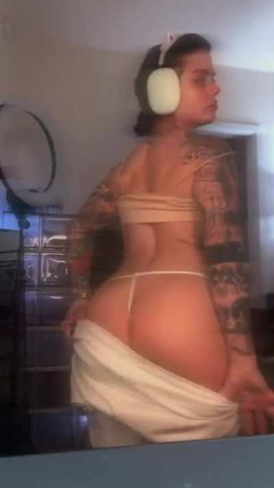 🤤🍑