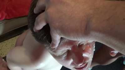 Big load for this hotwife MILF. Cuck is filming &eth;&brvbar;