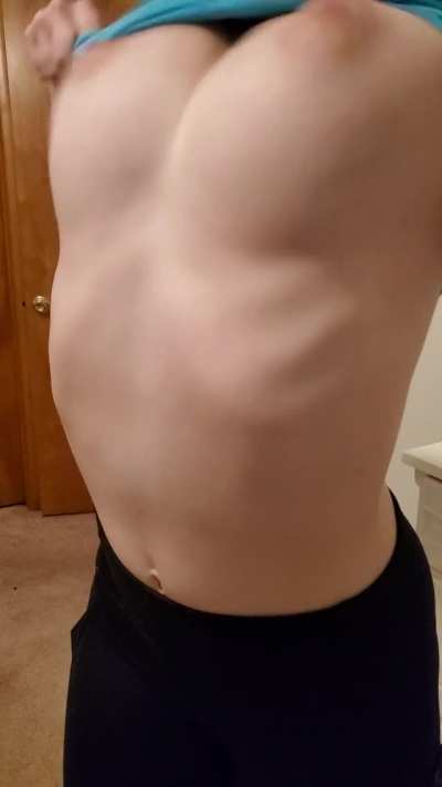 I heard you're into all natural boobs? 😏 🍒 18f
