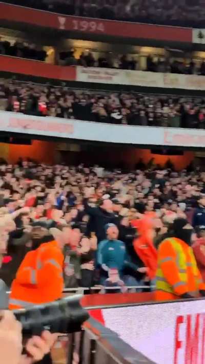 Hype man Saliba ❤