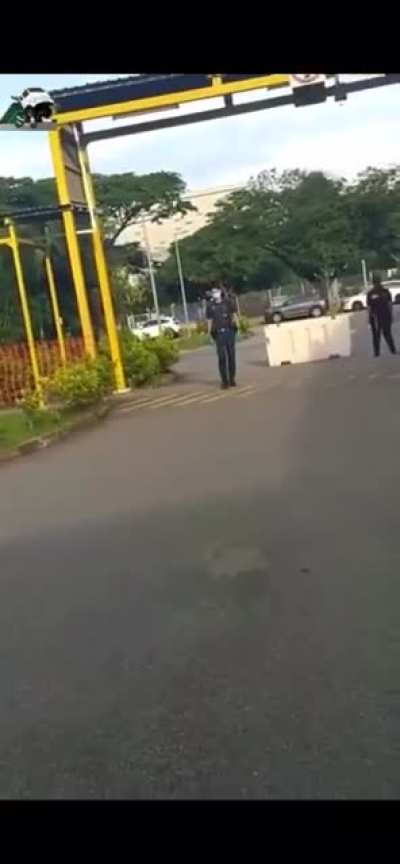 Dormitory workers tried to smuggle alcohol but failed