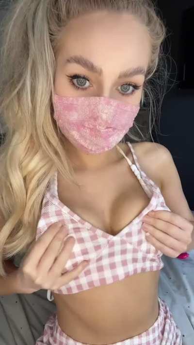 Do you like what’s underneath my shirt?
