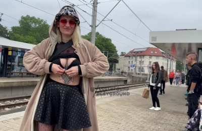 at a crowded station: the way i am shaking my hips tells how excited I am [GIF]