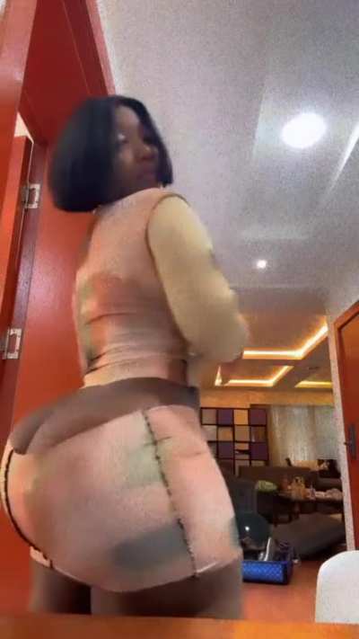 🍑🍈🍈👀