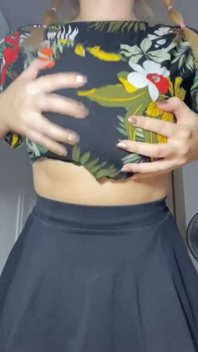 i will show you my big boob 👻 jerrybarks22
