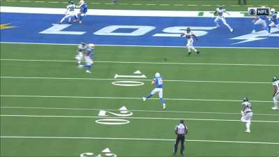 [Highlight] Justin Herbert&rsquo;s picture-perfect bullet pass to Keenan Allen for the touchdown on 3rd &amp;amp; Goal against the Jets. Absolute beauty.