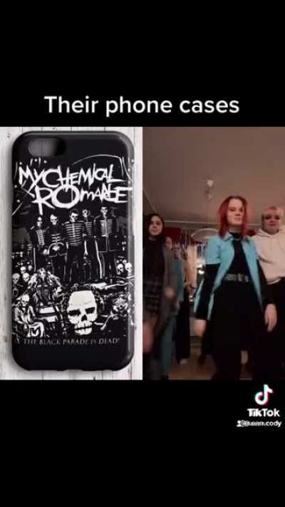 I mean.... he ain&rsquo;t wrong though 👀 (guessing their phone cases)