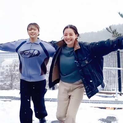 JIHYO &amp; JEONGYEON