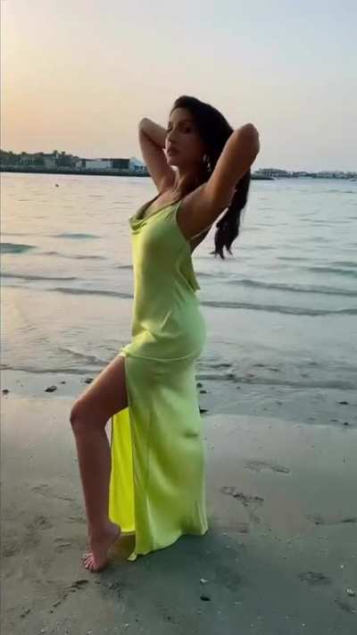 Nora Fatehi (old) bold edit
