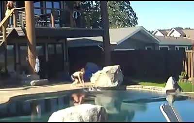 Pool? I didn&rsquo;t see a pool 👀