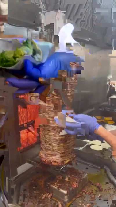 El trompas regresa