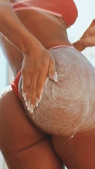 Aline Mineiro