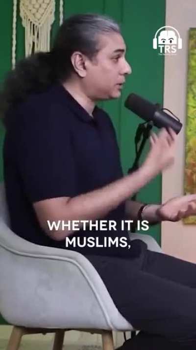 Fake Historian Abhijit Chavda: "In India, majoritarian Hindus are second-class whereas oppressed minorities are first-class 😔" and other lies