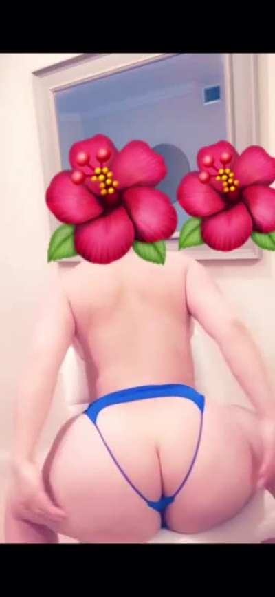 AU