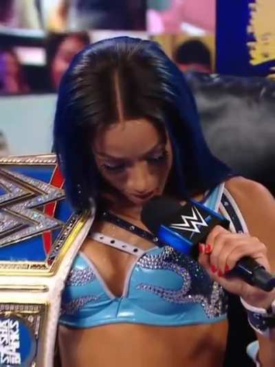 Sasha Banks knows how good she looks