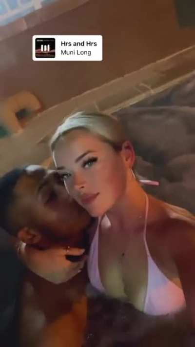 Sexy SNOWBUNNY