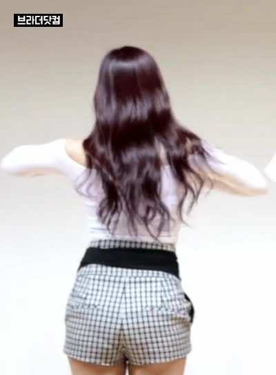 MYOUI MINA