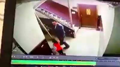 Pedophile caught on cctv. results in comments
