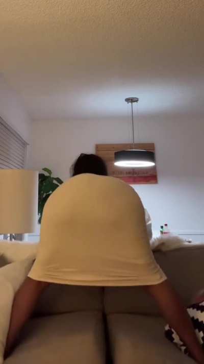 📔
