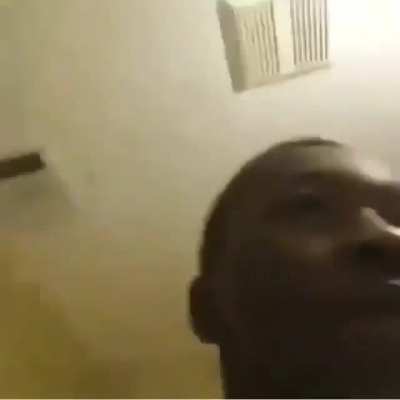 This how some of yall lil niggas be 🤣