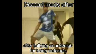 Discord moment