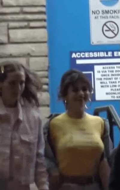 Selena Gomez's huge bouncy tits