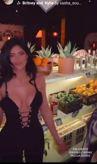 Another angle of Kylie showing off