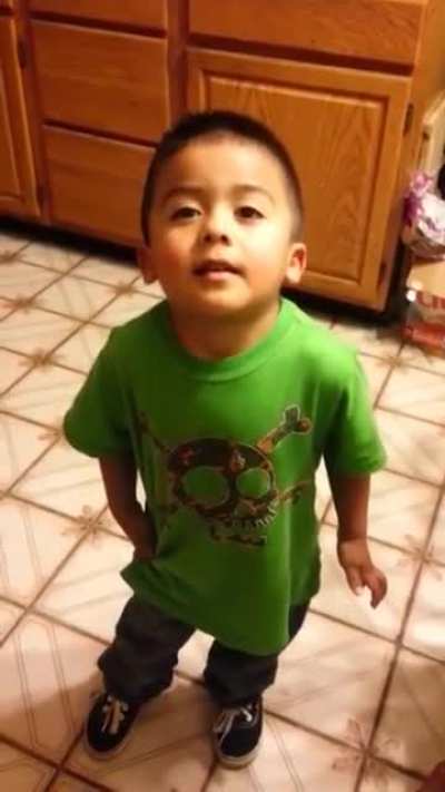 A 3-year-old kid argues with a mom like an adult