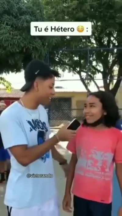 Ele &eacute; H&eacute;tero?