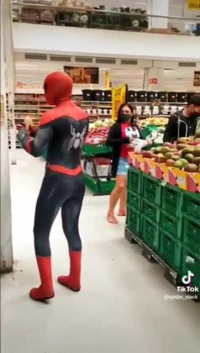 meu primeiro post aqui gente espero que gostem e eu tenho dem&ecirc;ncia ent&atilde;o n&atilde;o reparem nas idiotices que eu posto ;)