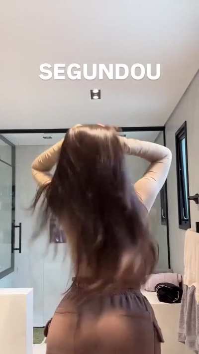 Tainá Costa