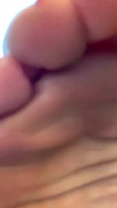 In the office smelly leapord shoes and feet