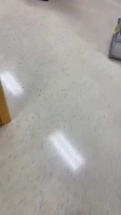 Bruh wtf I cant remember this shit seen it on my cam roll yesterday and I&rsquo;m like wtf lmao skating around In a store.... bartard shit at its finest