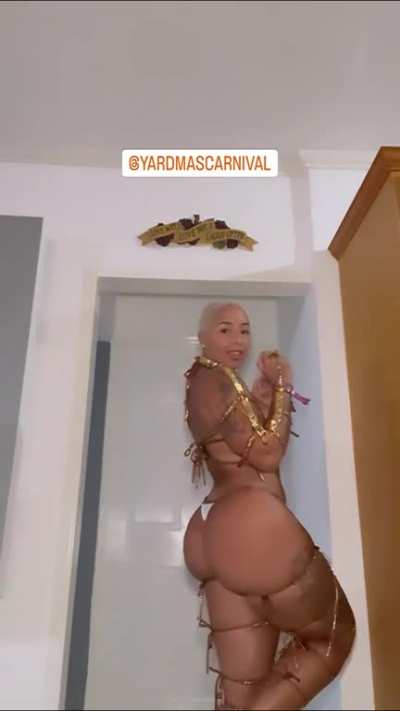 She&rsquo;s so sexy 🤤