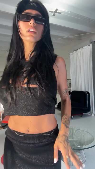 🖤