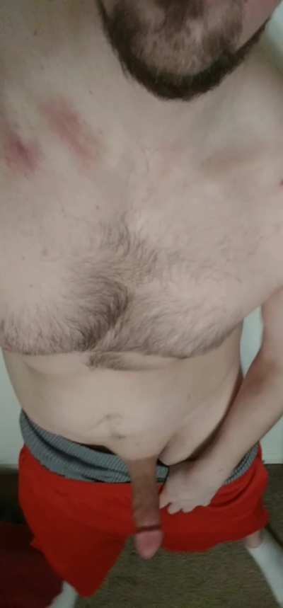 Getting ready for a late night workout (M)