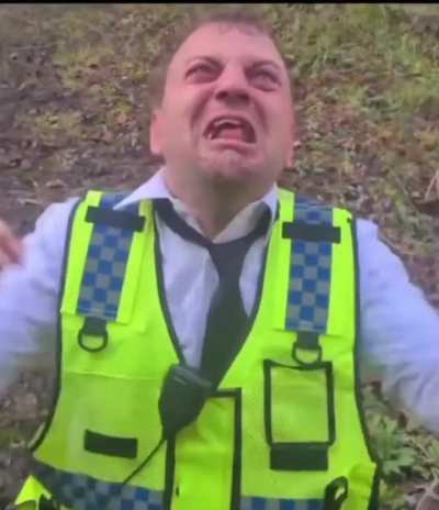 Me when I found out DoRoad chopped JoceWavy 😭😭