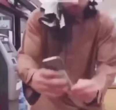 👳🏾&zwj;♂️