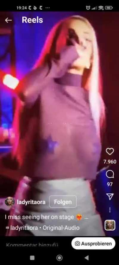 Rita Ora bouncing Boobs @stage