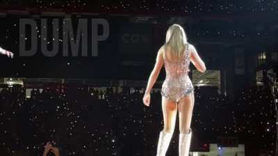 Taylor's On-Stage Fantasy edit