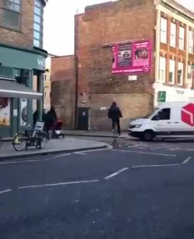WCGW Driving a ancient bike with no breaks
