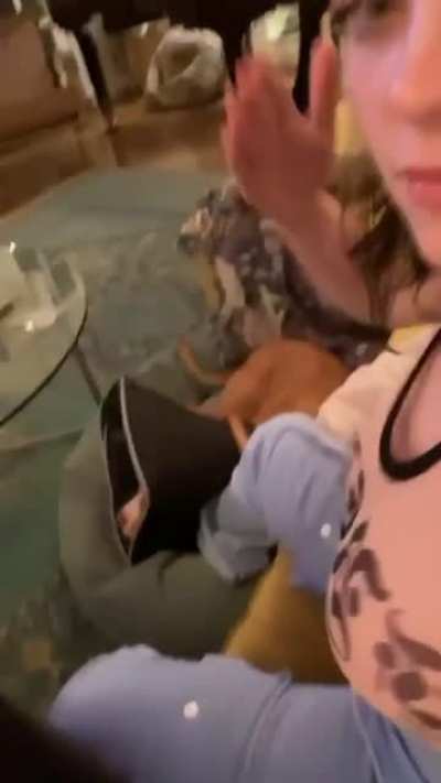 Billie Eilish slapping her tits.