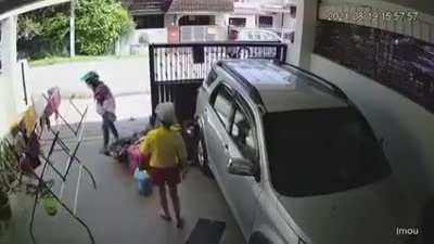 Poor delivery man