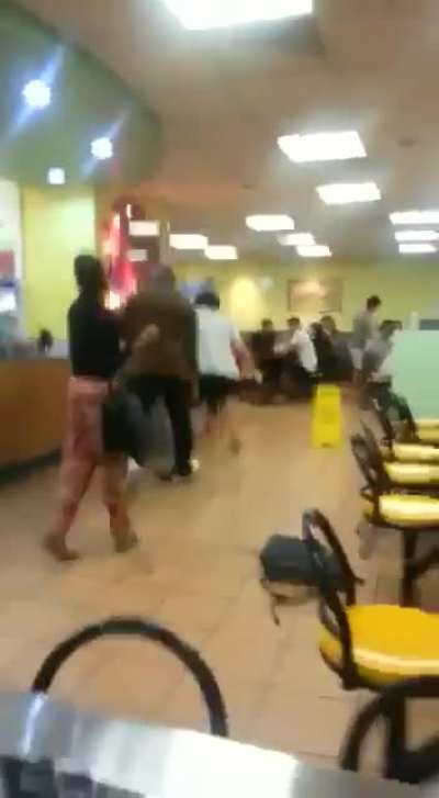 Chinese man on a racist rant against an Indian woman in Singapore (?), until her husband had enough of it