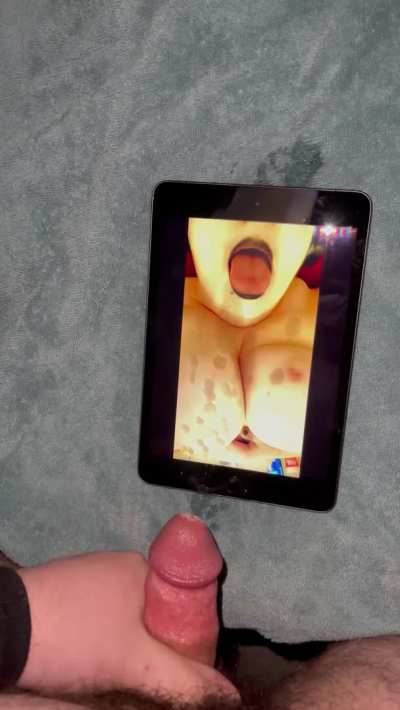 u/asspiring_MILF never fails to get a huge load outta me.