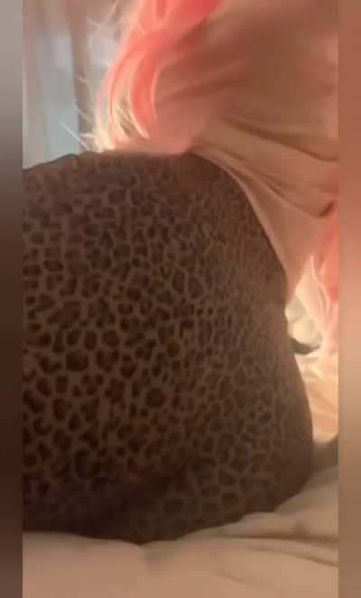 Stinky gassy ass