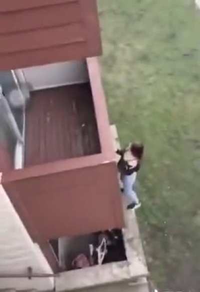 Girl meltdown after get caught cheating