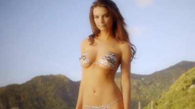 Emily Ratajkowski