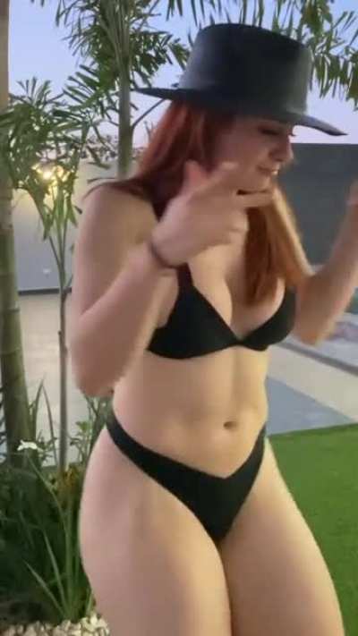 💃🍑