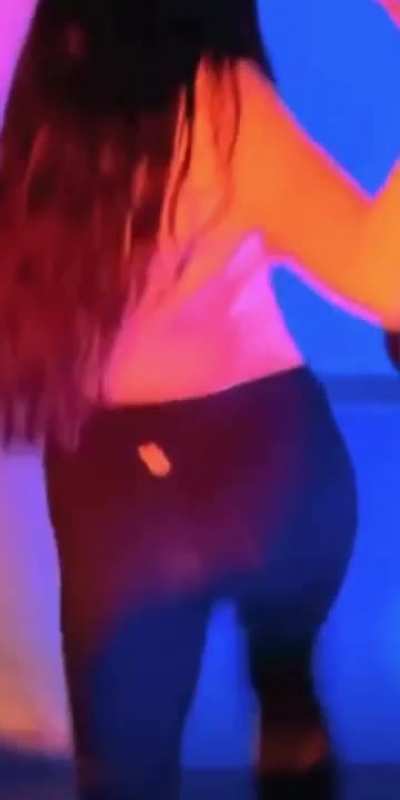 Mili 🍑🤤 credit:Addwrd3